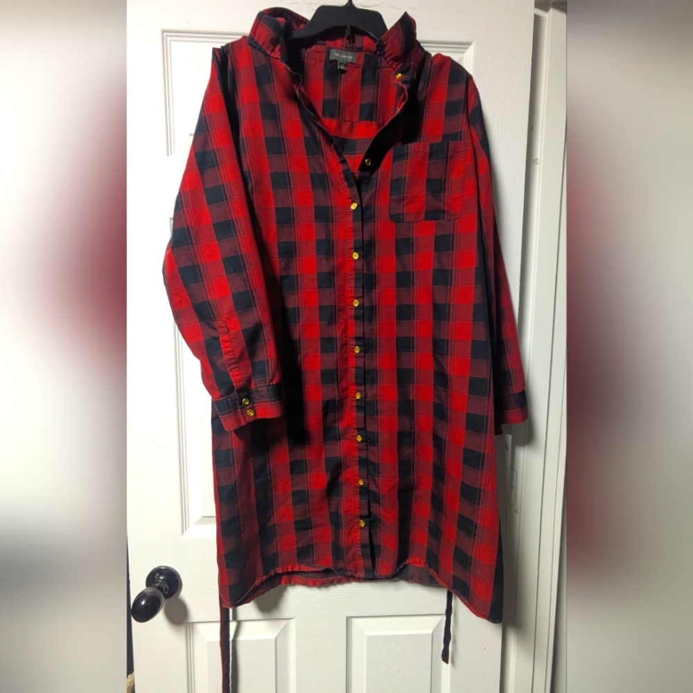 Belted Plaid Dress 🖤♥️